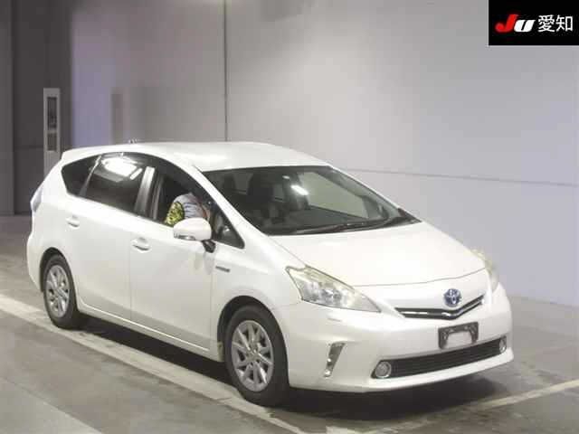 30367 TOYOTA PRIUS ALPHA ZVW40W 2013 г. (JU Aichi)